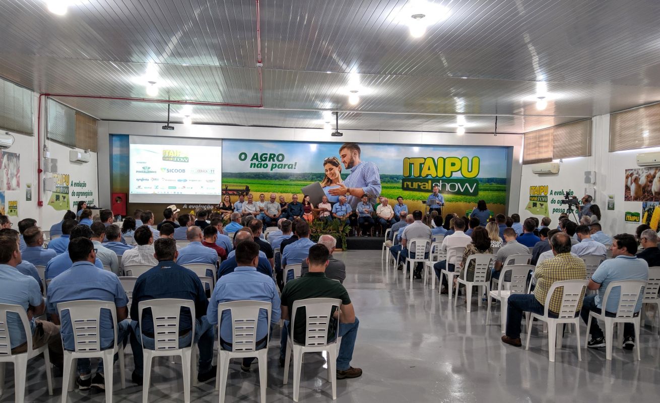 Itaipu Rural Show Ocorre De A De Fevereiro De Em