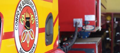 Mulher fica ferida após queda de motocicleta em município do Oeste