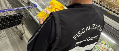 Procon realiza fiscalização em estabelecimento alimentício de Abelardo Luz após denúncia