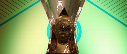 Palmeiras goleia Vasco, abre vantagem e Chapecoense vence São Paulo no Brasileirão