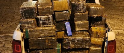 VÍDEO: PRF apreende quase uma tonelada de maconha após perseguição