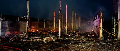 Incêndio em aviário mobiliza bombeiros durante a madrugada em Entre Rios