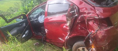 Casal de idosos fica ferido após capotamento na SC-157 no Oeste