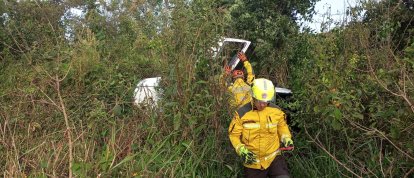 Duas mulheres sofrem ferimentos leves após saída de pista na SC-480 entre Xanxerê e Bom Jesus