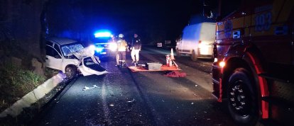 Colisão frontal entre carro e caminhão deixa motorista ferido na BR-282 em Xanxerê