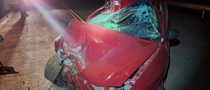 Motorista fica ferido após colisão contra carreta parada em São Lourenço do Oeste