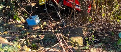 Vítima apresentava suspeita de múltiplas fraturas (Foto: Corpo de Bombeiros)