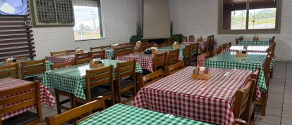 Recanto Grill oferece café da manhã, almoço, jantar e lanches em Faxinal dos Guedes