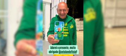VÍDEO: Luciano Hang, o Véio da Havan, voltou a receber capinhas da Celuland, de Xanxerê, após trocar de celular.