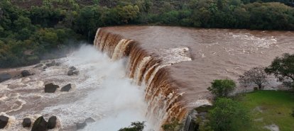 VÍDEO: volume de água impressiona na Cascata S’Manela, em Xanxerê