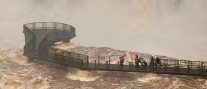 VÍDEO: Força da água exige medidas preventivas nas Cataratas do Iguaçu