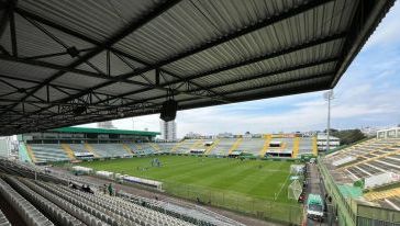 Chapecoense e Corinthians empatam sem gols na Arena Condá pelo Brasileirão