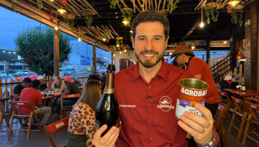 VÍDEO: no Agro Bar, a virada do dia 31 de dezembro é com espumante na lata e muita festa 