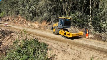 Obras já avançam em diversas regiões (Foto: Thiago Kaue/Secom)