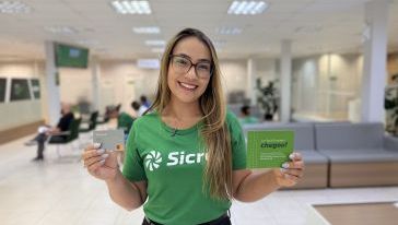 VÍDEO: no Sicredi, a pessoa encontra tudo para sair de férias bem preparada