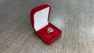 VÍDEO: Na Unika Ótica e Joalheria cada joia conta uma história!