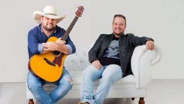 Beto & Julio celebram 20 anos de carreira com gravação de DVD em Xaxim