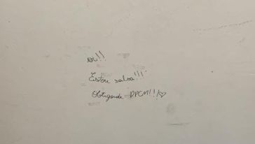 Mensagem de agradecimento deixada por criança em delegacia de Chapecó emociona policiais 