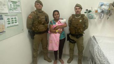 Policiais Militares salvam recém-nascido engasgado em Chapecó 