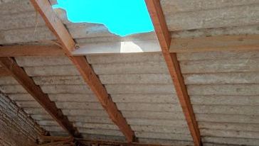 Bombeiros socorrem trabalhador de 67 anos que caiu cai de três metros 