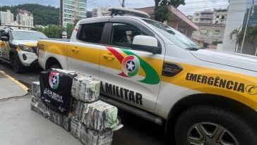 Polícia Militar Rodoviária apreende mais de 280 quilos de maconha na SC-350, em Água Doce