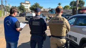 Operação em Chapecó fiscaliza ferros-velhos e empresas de reciclagem por suspeita de receptação de itens furtados