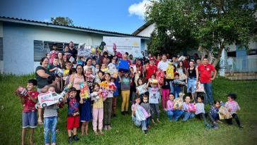 Crianças de Abelardo Luz são beneficiadas com doações da Cruz Vermelha