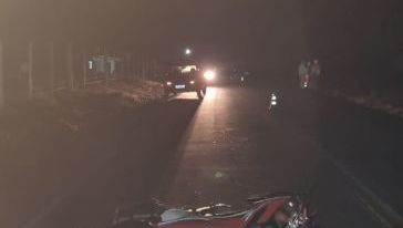 Queda de motocicleta deixa um ferido e uma jovem morta no interior de Tunápolis
