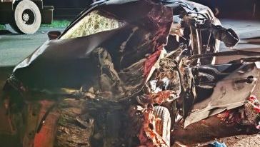 Colisão frontal entre carro e caminhão deixa feridos em Passos Maia