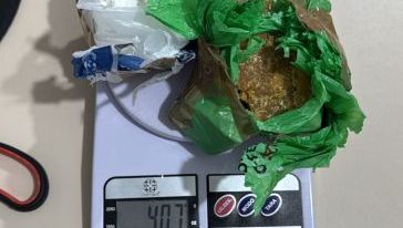 Adolescentes são apreendidos com drogas em São Domingos