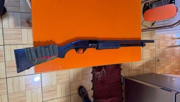 Homem é preso por posse irregular de arma durante operação da Polícia Civil em Ipuaçu