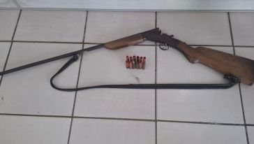 Polícia Militar Ambiental prende homem por caça ilegal e apreende arma de fogo em Águas de Chapecó