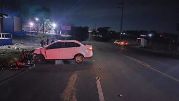 Motociclista fica ferido após colisão com carro na SC-283 em Chapecó