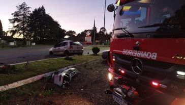 Motorista fica ferido após saída de pista em trevo de acesso a município do Meio-Oeste