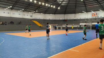 Futsal de base de Xanxerê conquista duas vitórias e lidera grupo na Copa AMAI