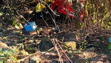 Vítima apresentava suspeita de múltiplas fraturas (Foto: Corpo de Bombeiros)