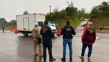 Polícia Civil participa de barreira sanitária para reforçar fiscalização na divisa entre SC e RS