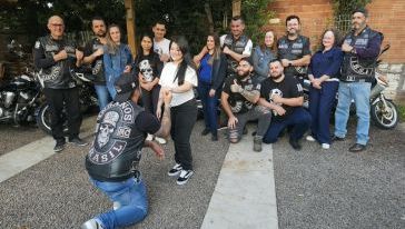 Pedido de casamento surpreende integrante de Moto Clube em Xanxerê