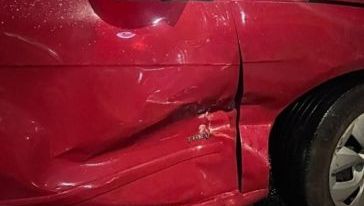 Colisão em rotatória deixa mulher ferida em Xanxerê