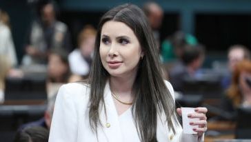 Carol De Toni deve deixar o PL após ser descartada como candidata ao Senado em SC