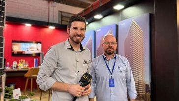 VÍDEO: oportunidade para investir em Chapecó no estande da Deliz Imóveis na ExpoFemi 2026