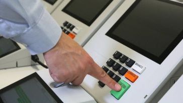 Saiba qual é a ordem de votação na urna eletrônica nas Eleições 2026