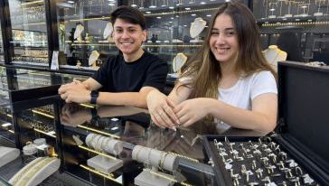 VÍDEO: Chega de desculpa para não comprar o anel de casamento