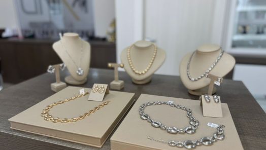 VÍDEO: Unika Ótica e Joalheria - Encontre presentes especiais para as comemorações de fim de ano