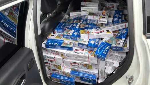 Homem é preso com 10 mil maços de cigarros contrabandeados na BR-282, em Irani