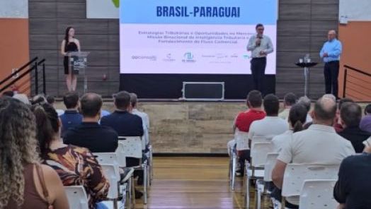 VÍDEO: Palestra Brasil–Paraguai é realizada em Xanxerê