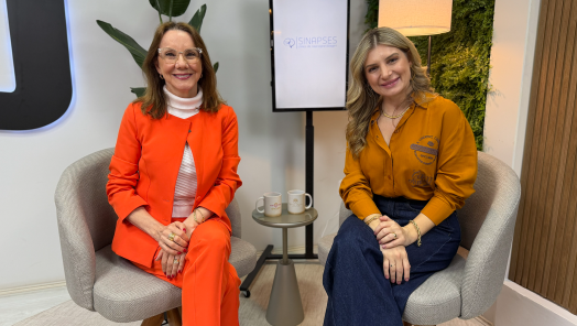 VÍDEO: a Psicóloga Dianeffer Agazzi Menegassi recebe a Dra. Iara De Bortoli, para uma conversa necessária sobre o tema: “Menopausa e adolescência: o grande embate”