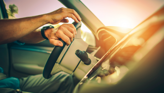 VÍDEO: Bati o carro. Quanto tempo ele demora pra ficar pronto? 