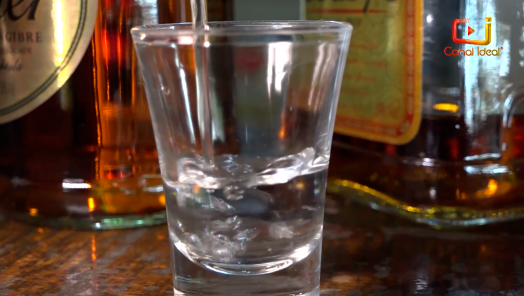 VÍDEO: #tbt Canal Ideal - Relembre a história do homem que deixou o alcoolismo 