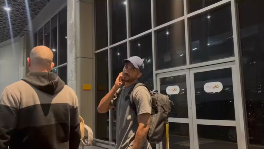 Danilo é o único jogador a retornar ao Brasil com a delegação após eliminação na Copa